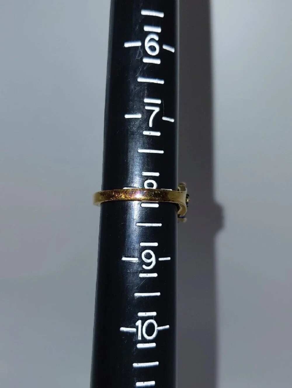 N/A gold colored